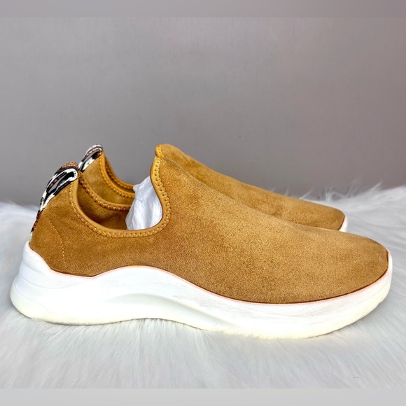 Seven7 Waterproof Sneaker - Picture 3 of 8